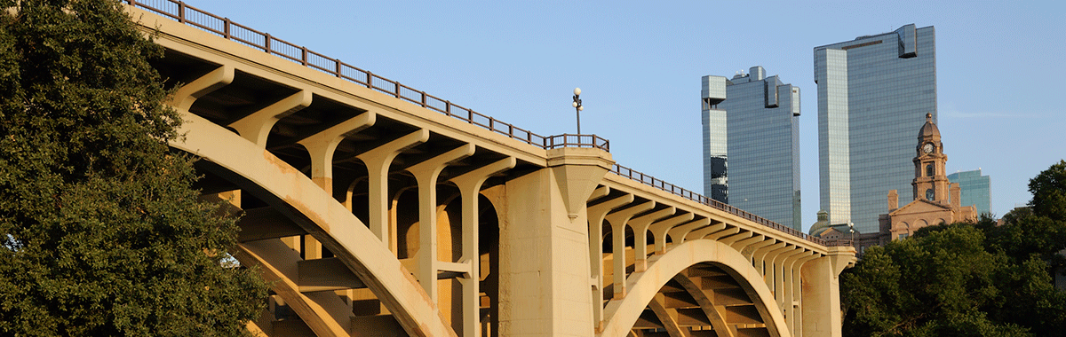 Fort Worth skyline and the Main Street bridge over the Trinity River